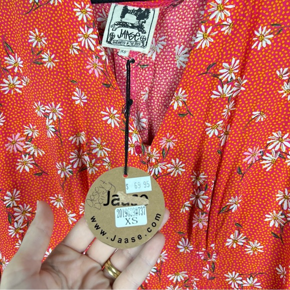 NEW Jaase size XS red romper boho bohemian floral playsuit pockets casual party - Picture 9 of 10